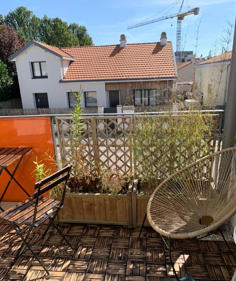 Super Logement Cosy, A Deux Pas Du Tram Nantes Exterior photo